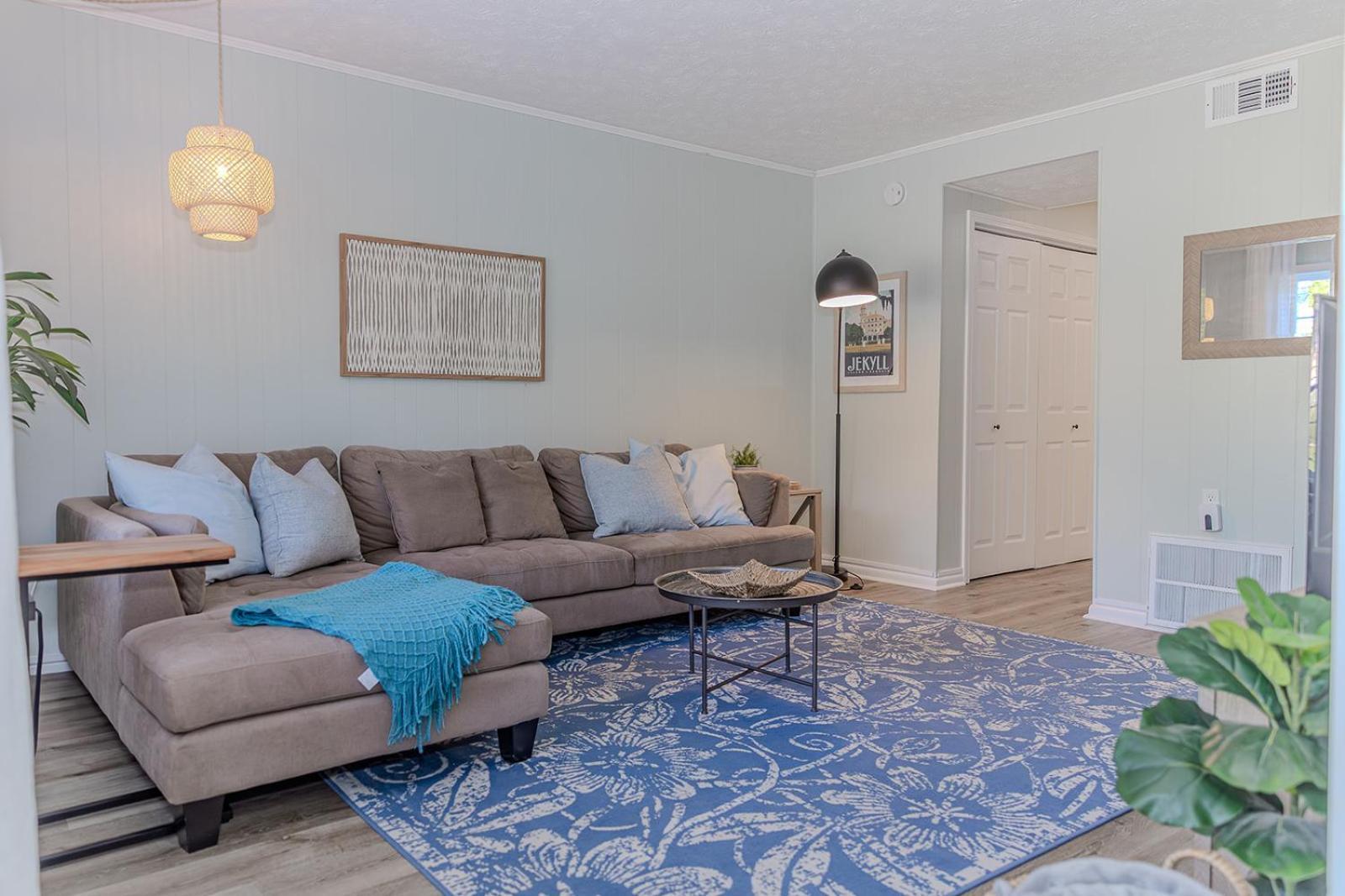 Coastal Cottage 1/2 Mile From Covington Square المظهر الخارجي الصورة